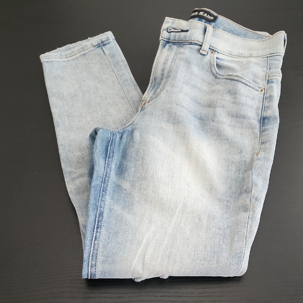 Express Blue Skinny High Rise Distressed Cropped Jeans